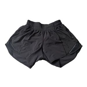 Lululemon Hotty Hot Shorts 4 Inch